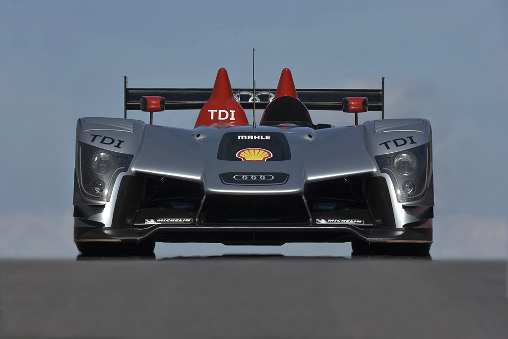 The 2009 Audi R15 TDI: A Powerful And Efficient Sports Car