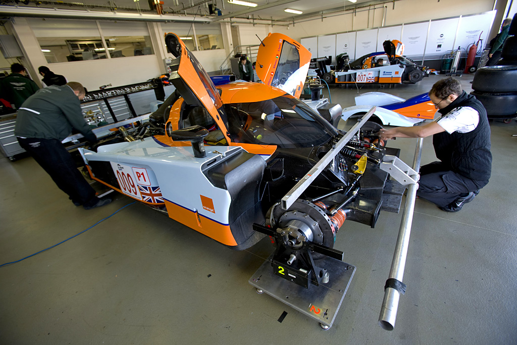 2009 Lola-Aston Martin LMP1