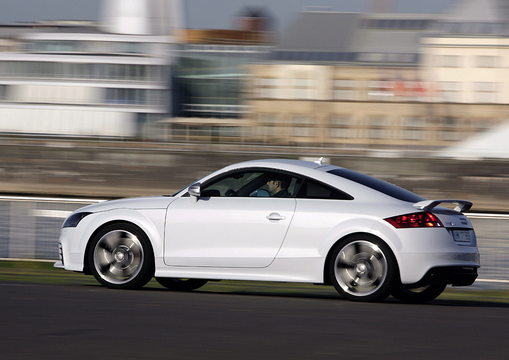 2010 Audi TT RS Coupé