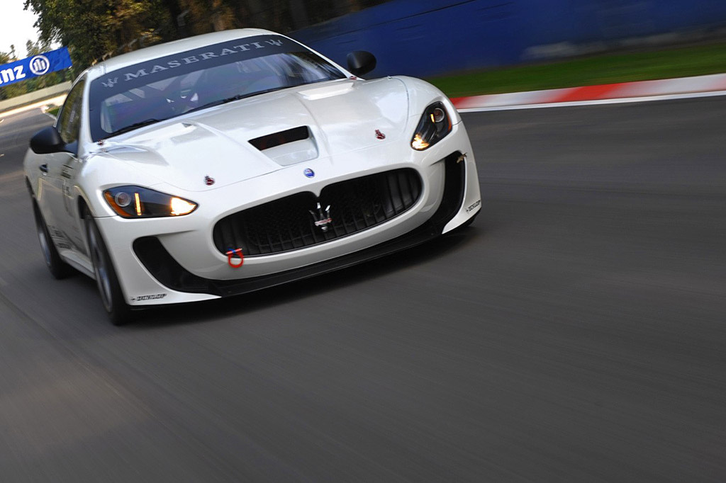 2010 Maserati GranTurismo MC GT4