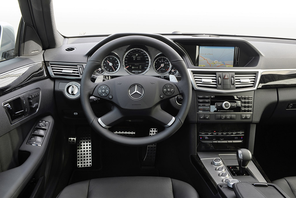 2010 Mercedes-Benz E 63 AMG Sedan