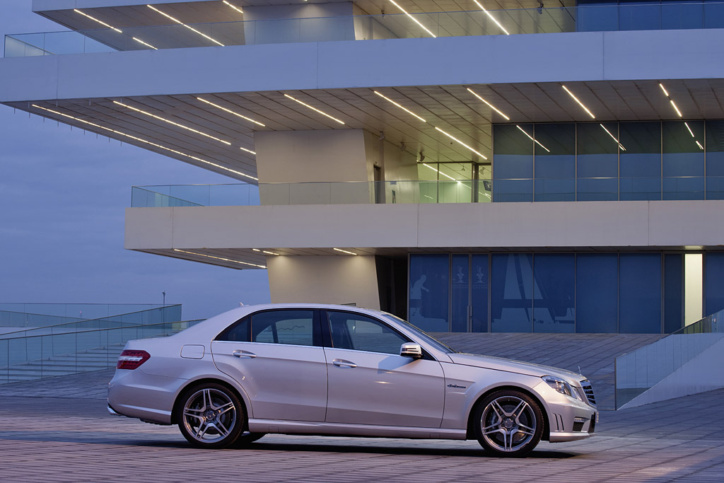 2010 Mercedes-Benz E 63 AMG Sedan