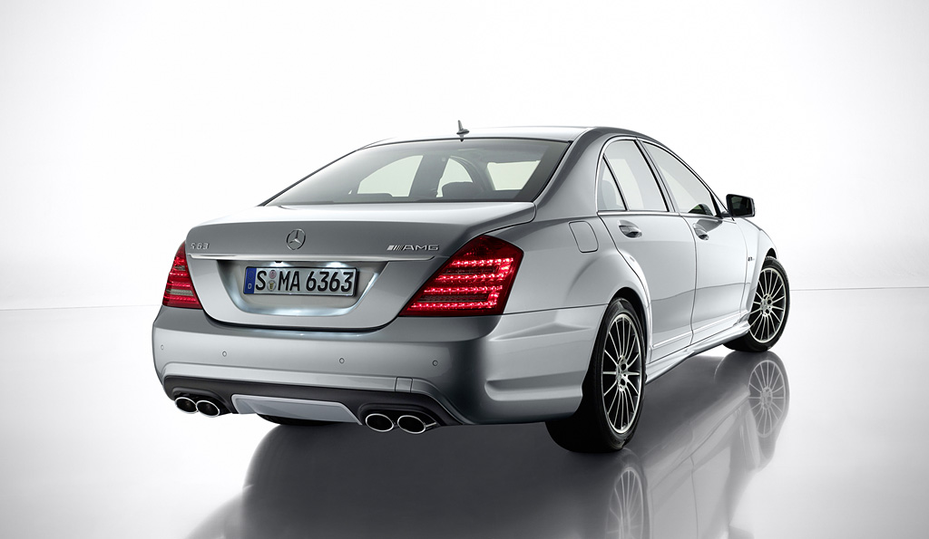 2010 Mercedes-Benz S 63 AMG