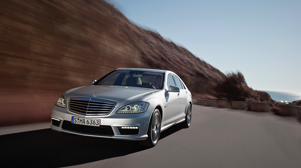 2010 Mercedes-Benz S 63 AMG