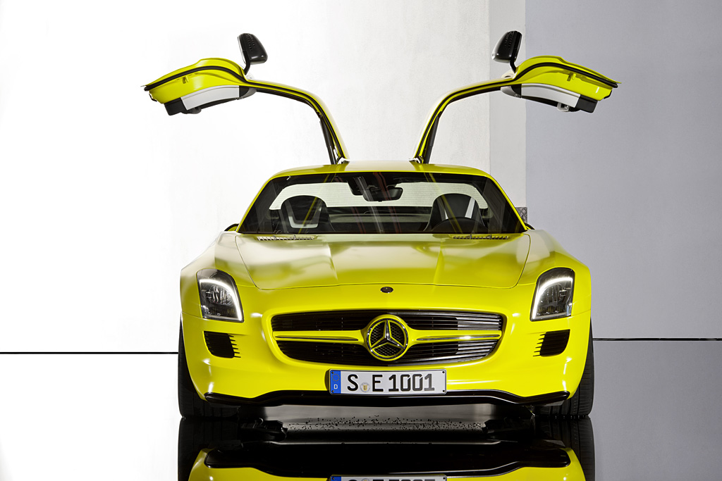 2011 Mercedes-Benz SLS AMG E-CELL