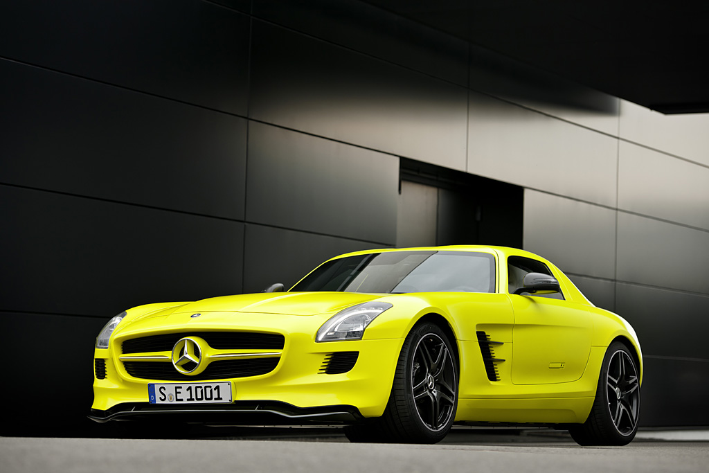 2011 Mercedes-Benz SLS AMG E-CELL