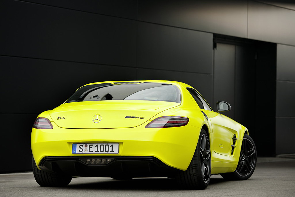 2011 Mercedes-Benz SLS AMG E-CELL