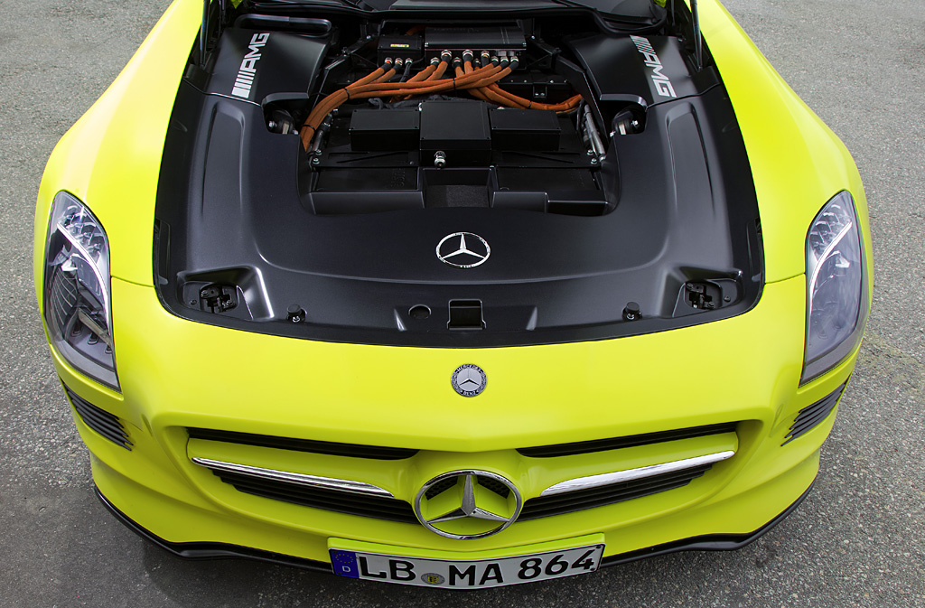2011 Mercedes-Benz SLS AMG E-CELL