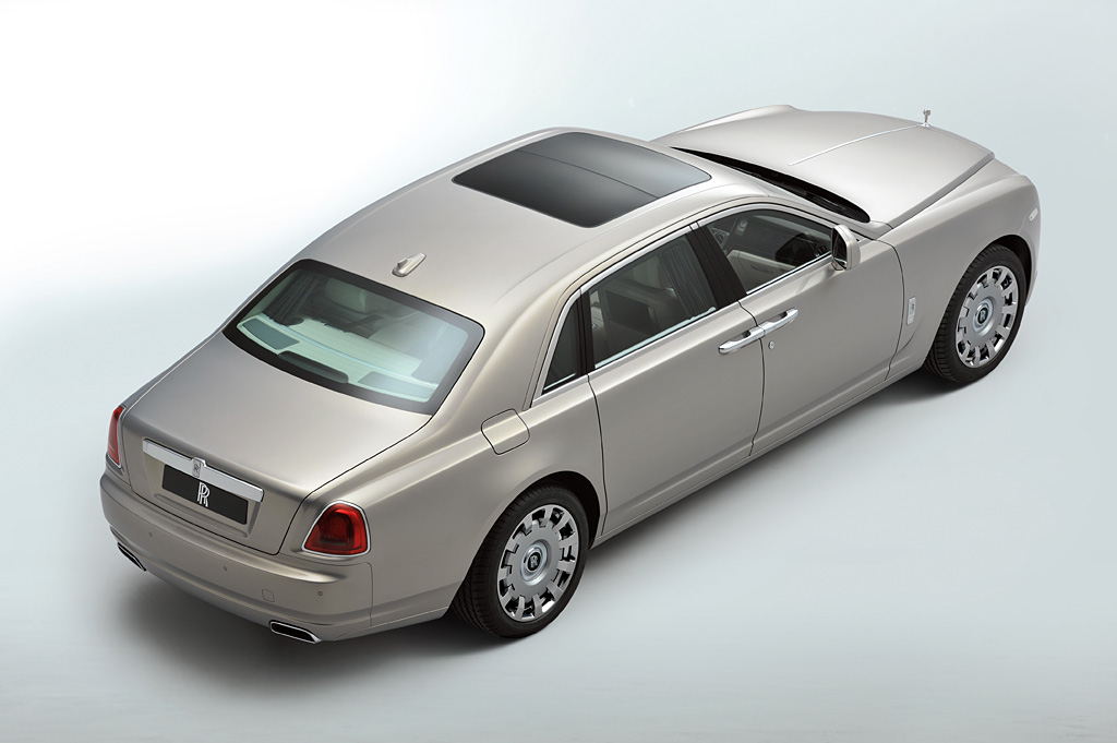 2021 Rolls-Royce Ghost also gets longer-wheelbase Extended model - CNET