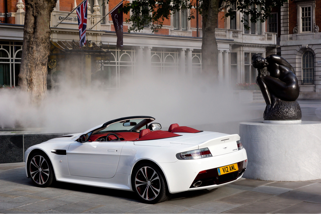 2012 Aston Martin V12 Vantage Roadster