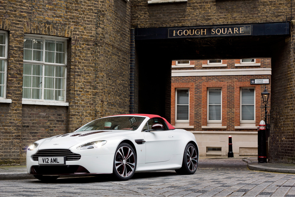 2012 Aston Martin V12 Vantage Roadster