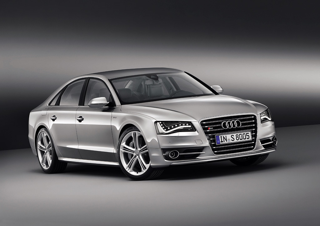 2012 Audi S8