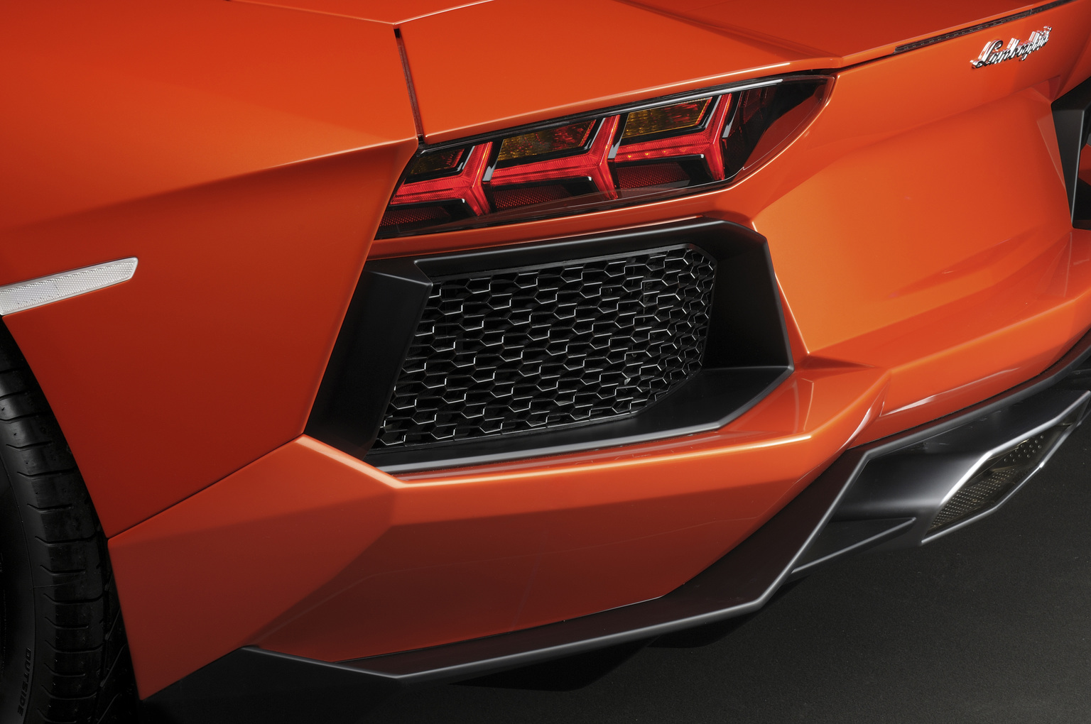 2012 Lamborghini Aventador LP 700-4