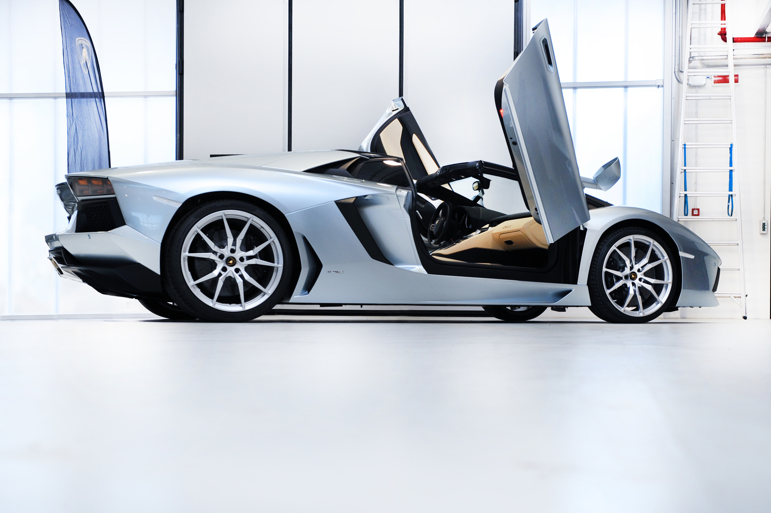 2012 Lamborghini Aventador LP 700-4 Roadster