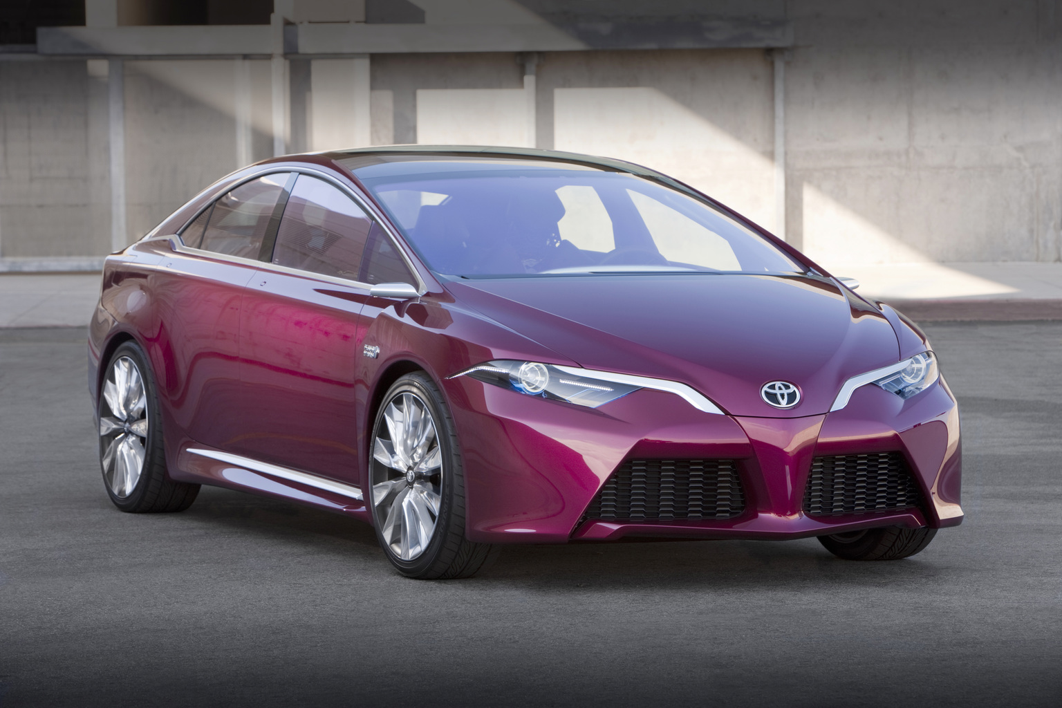 2012 Toyota NS4 Plug-in Hybrid Concept