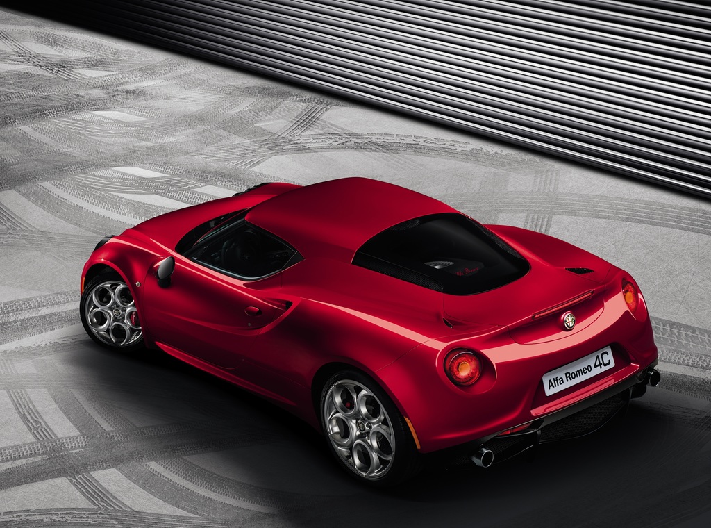 2013_AlfaRomeo_4C-1-1024