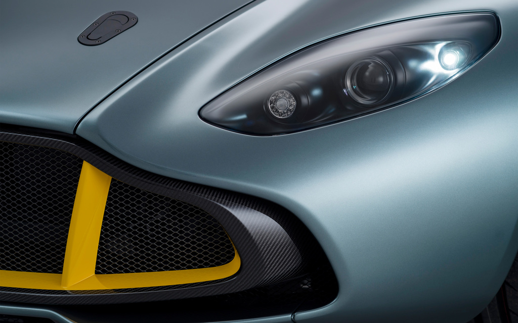 2013 Aston Martin CC100 Speedster Concept