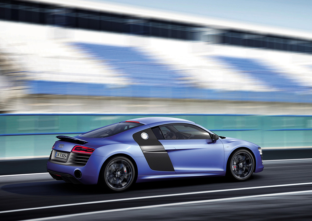 The Ultimate Supercar: Experience The Power Of The 2013 Audi R8 V10 Plus