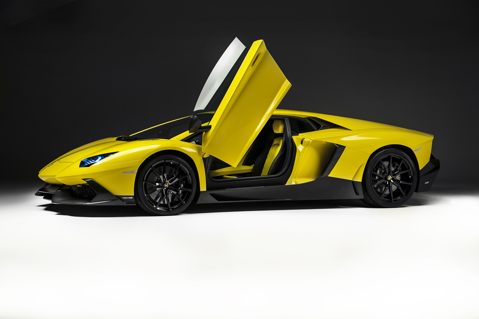 2013 Lamborghini Aventador LP 720-4 50° Anniversario