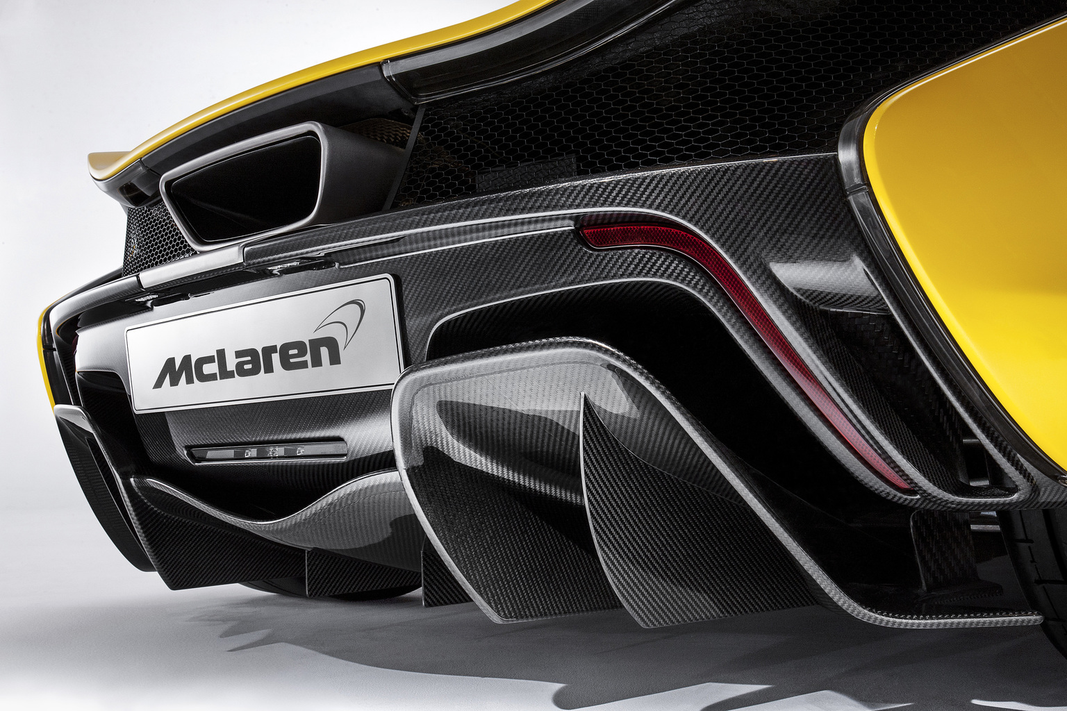 2013 McLaren P1