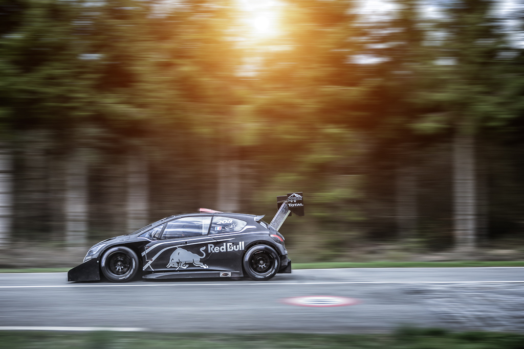 2013 Peugeot 208 T16 Pikes Peak