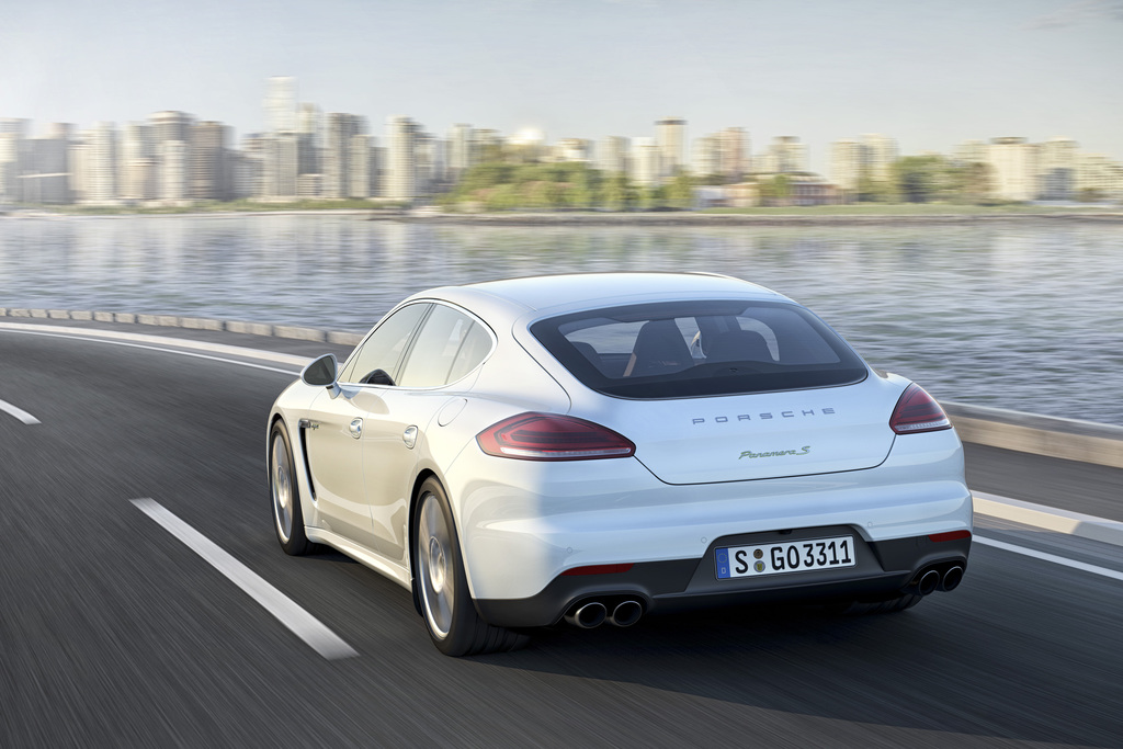 2013 Porsche Panamera S E-Hybrid