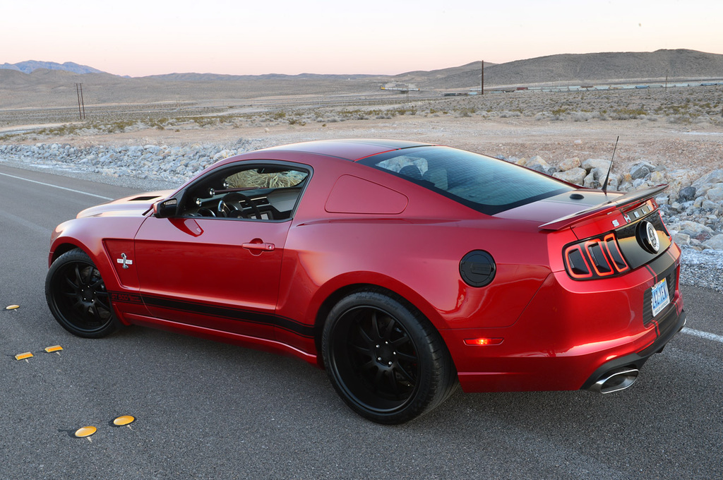 ford mustang snake