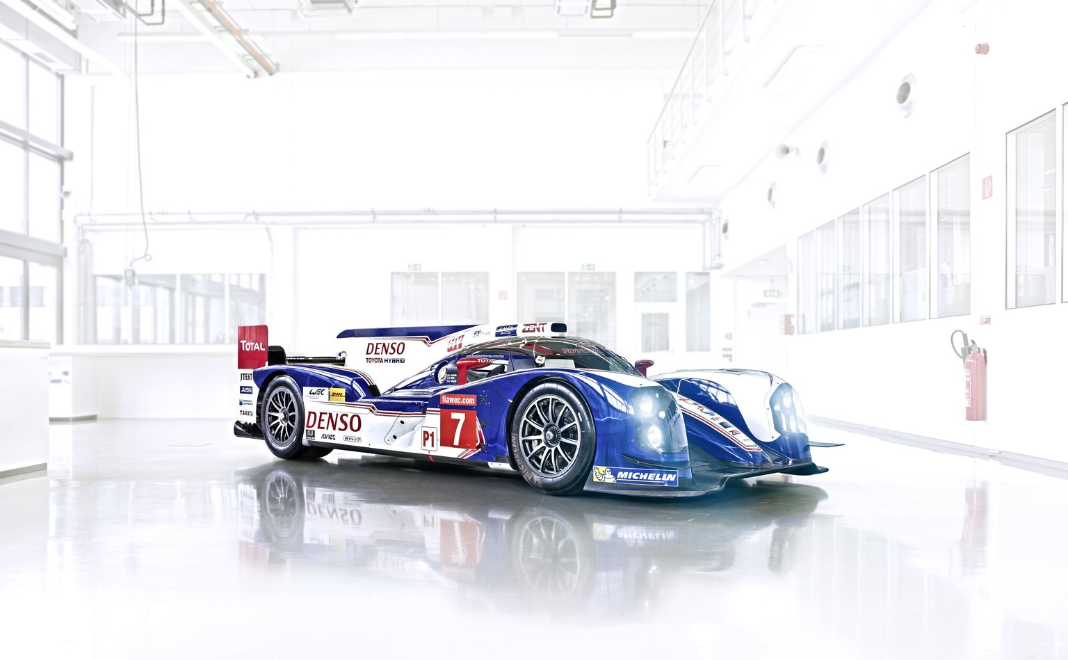 2013 Toyota TS030 Hybrid