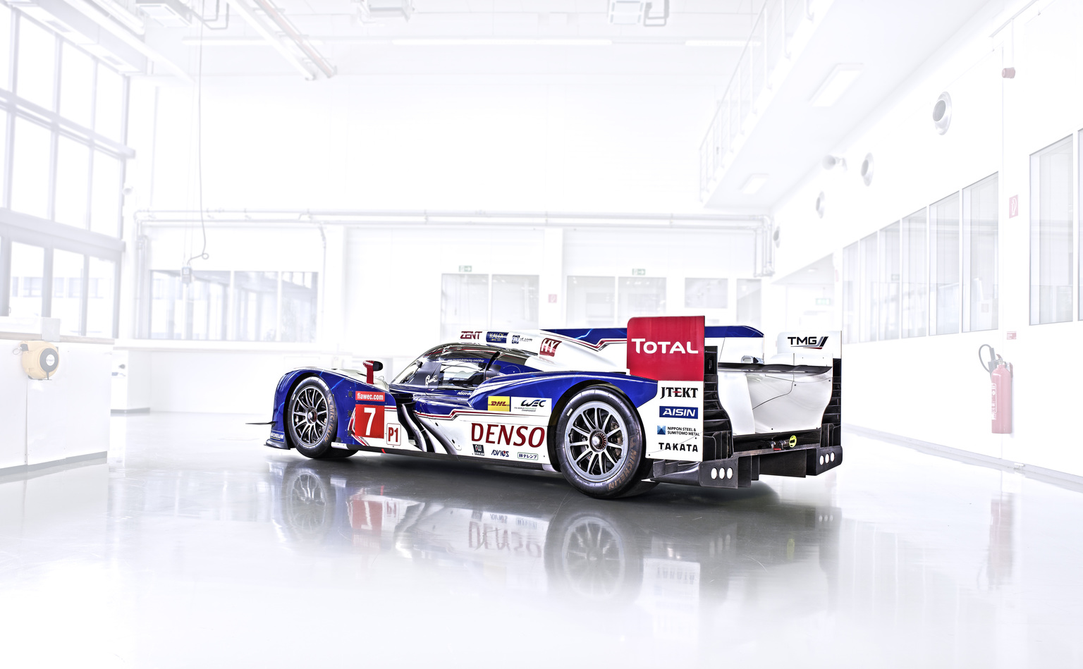 2013 Toyota TS030 Hybrid