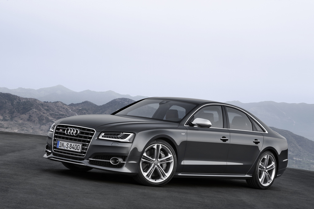 2014 Audi S8