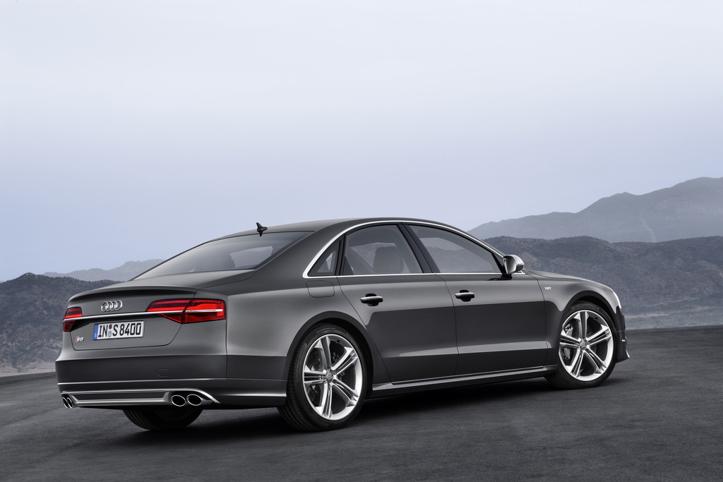 2014 Audi S8