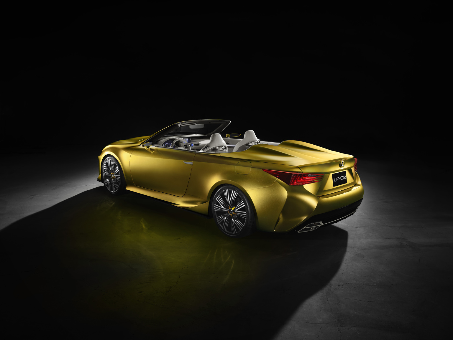 2014 Lexus LF-C2