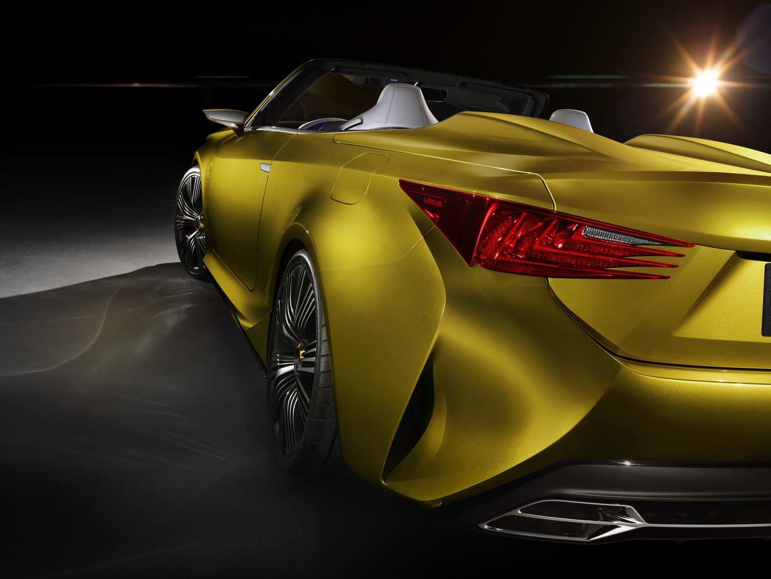 2014 Lexus LF-C2