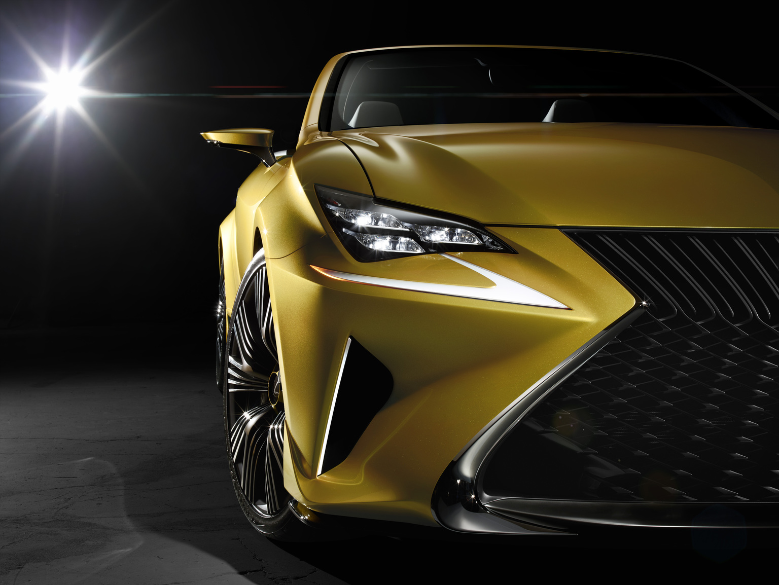 2014 Lexus LF-C2