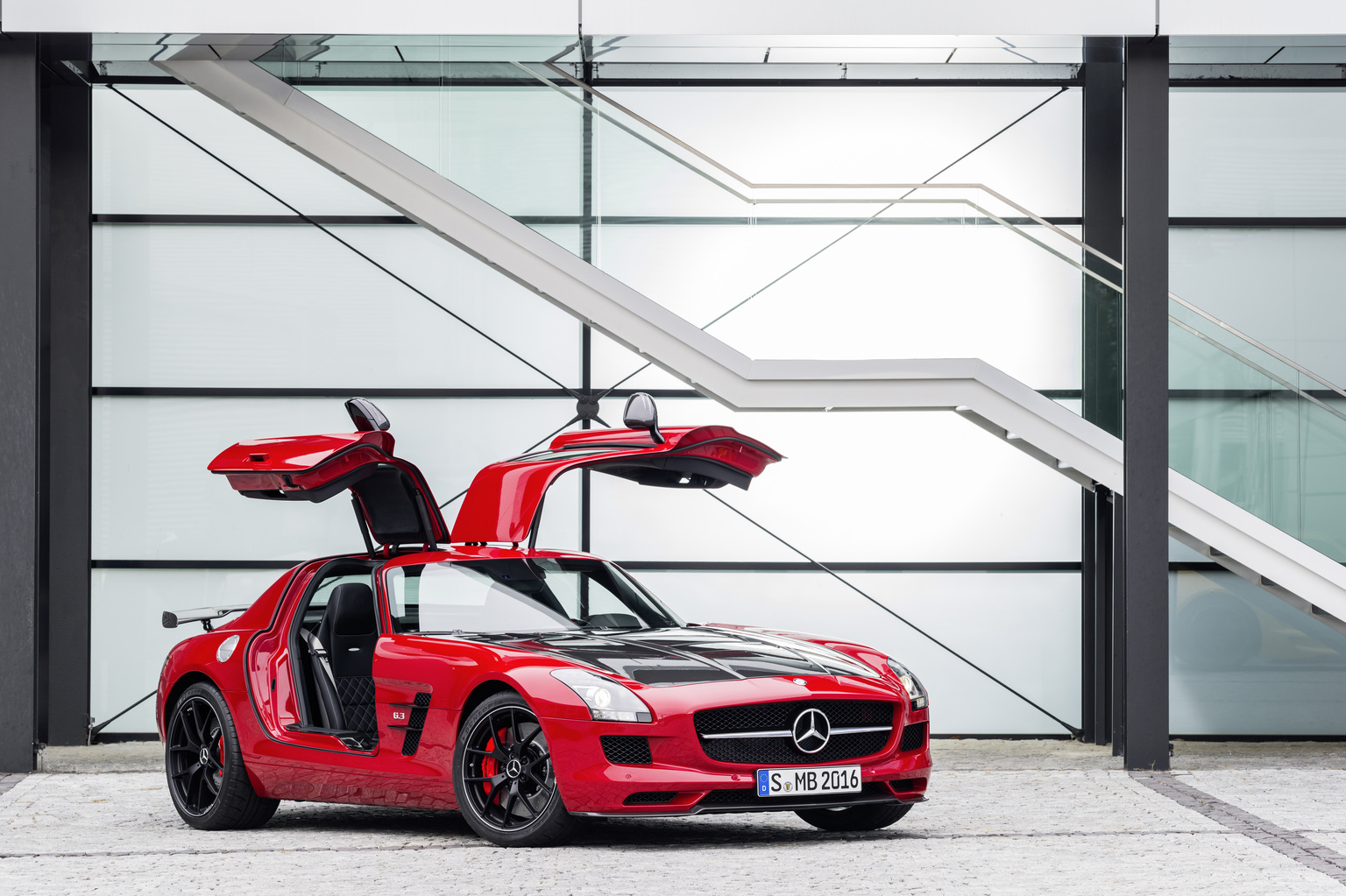 2014 Mercedes-Benz SLS AMG GT Final Edition