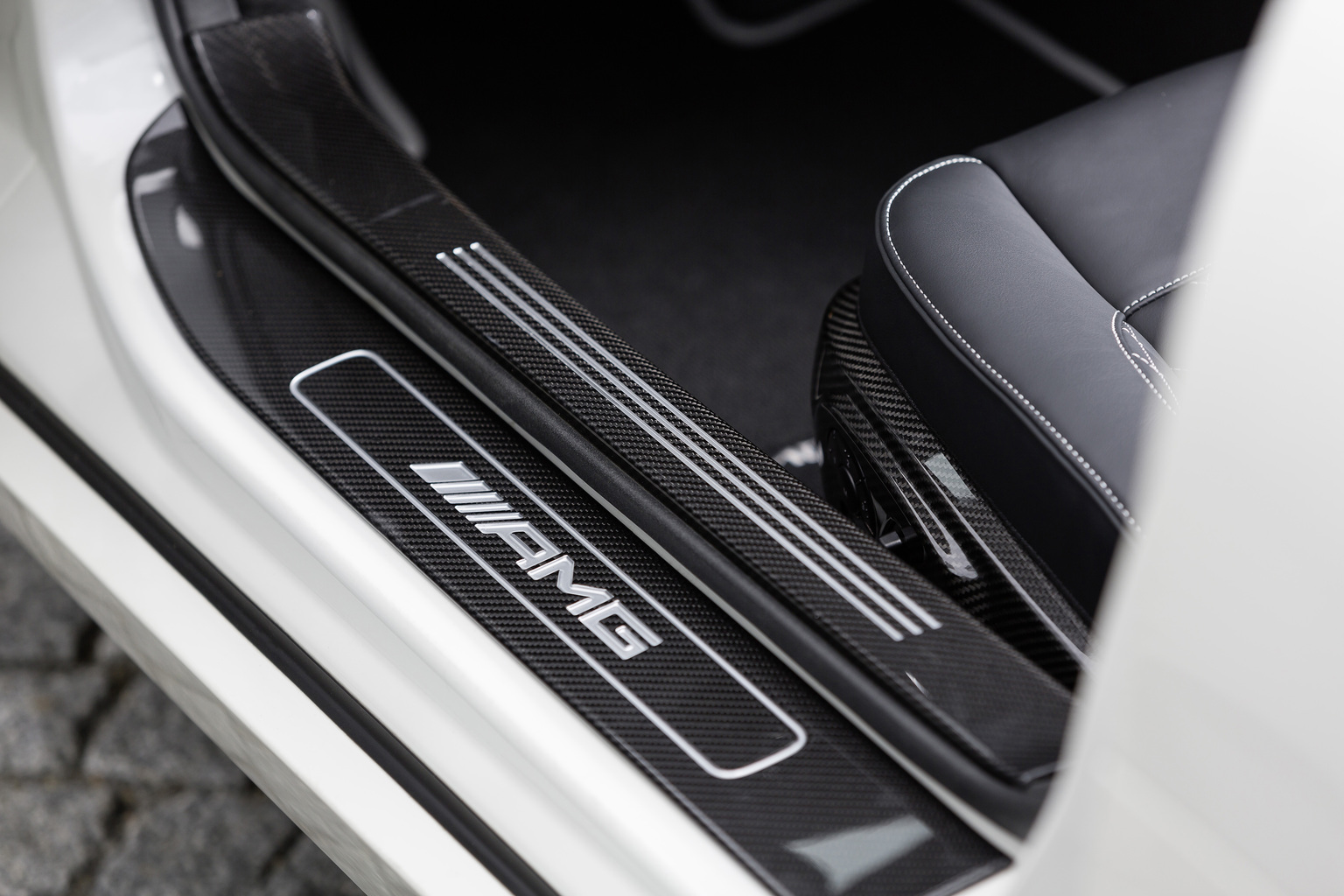 2014 Mercedes-Benz SLS AMG GT Roadster Final Edition