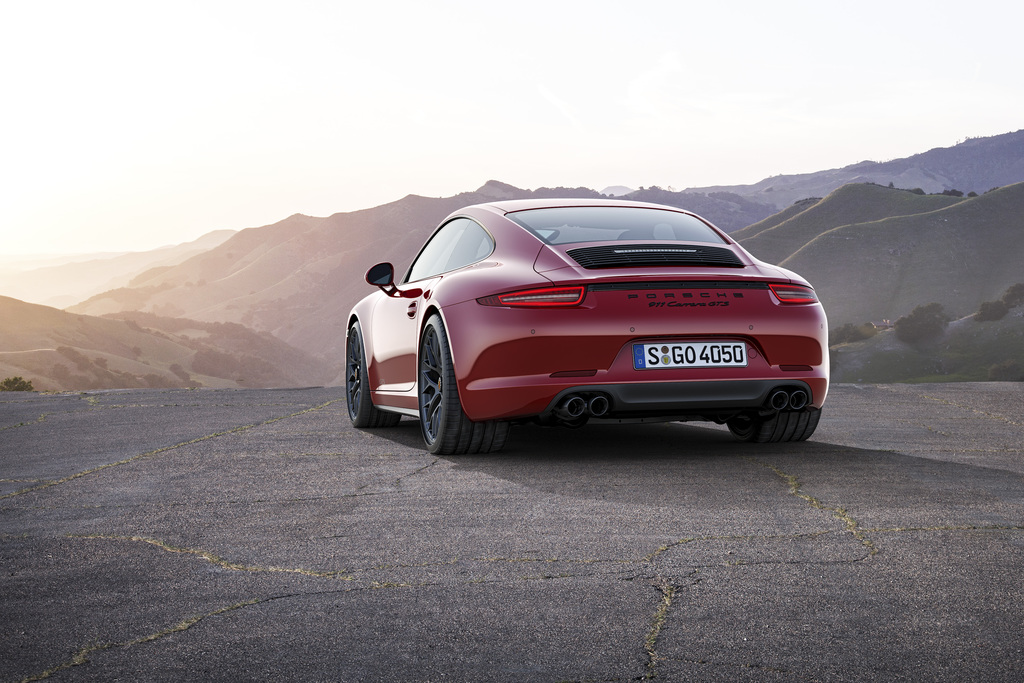 2014 Porsche 911 Carrera GTS Coupé