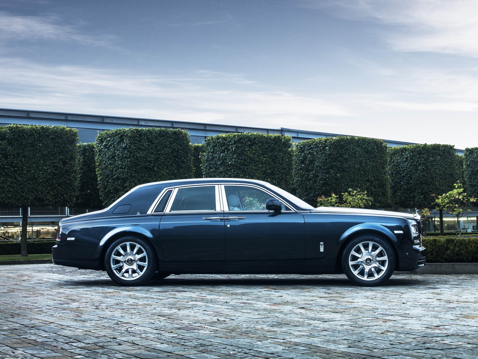 2014 Rolls-Royce Phantom Metropolitan Collection