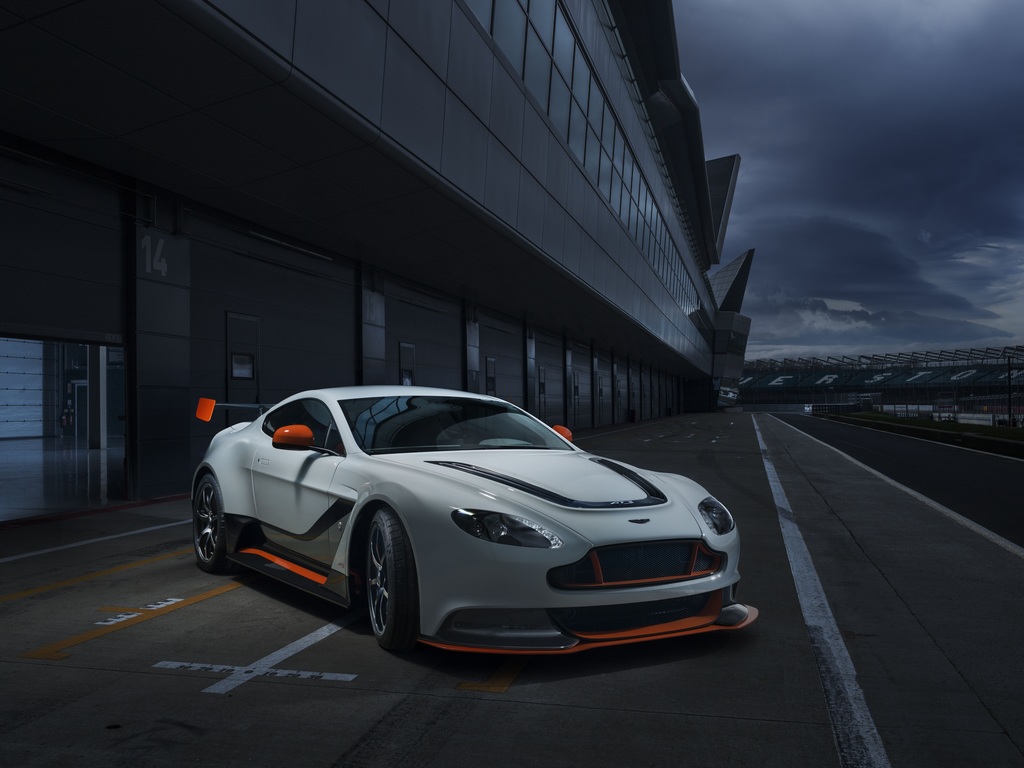 2015 Aston Martin Vantage GT3 special edition