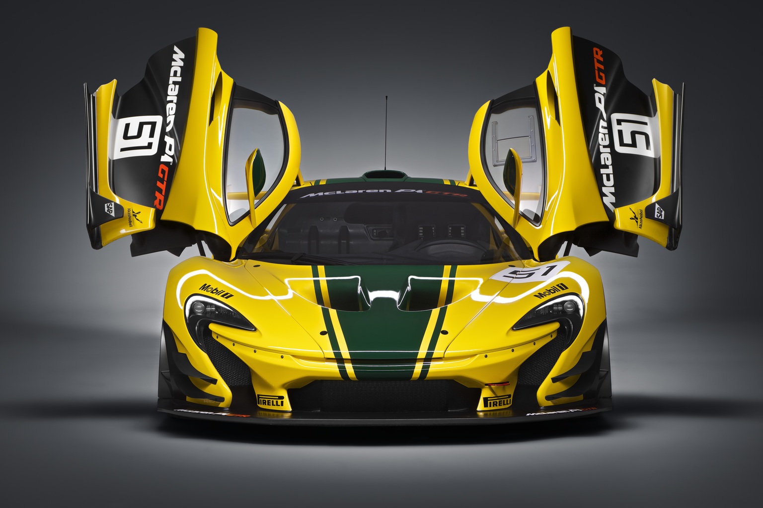 2015 McLaren P1 GTR