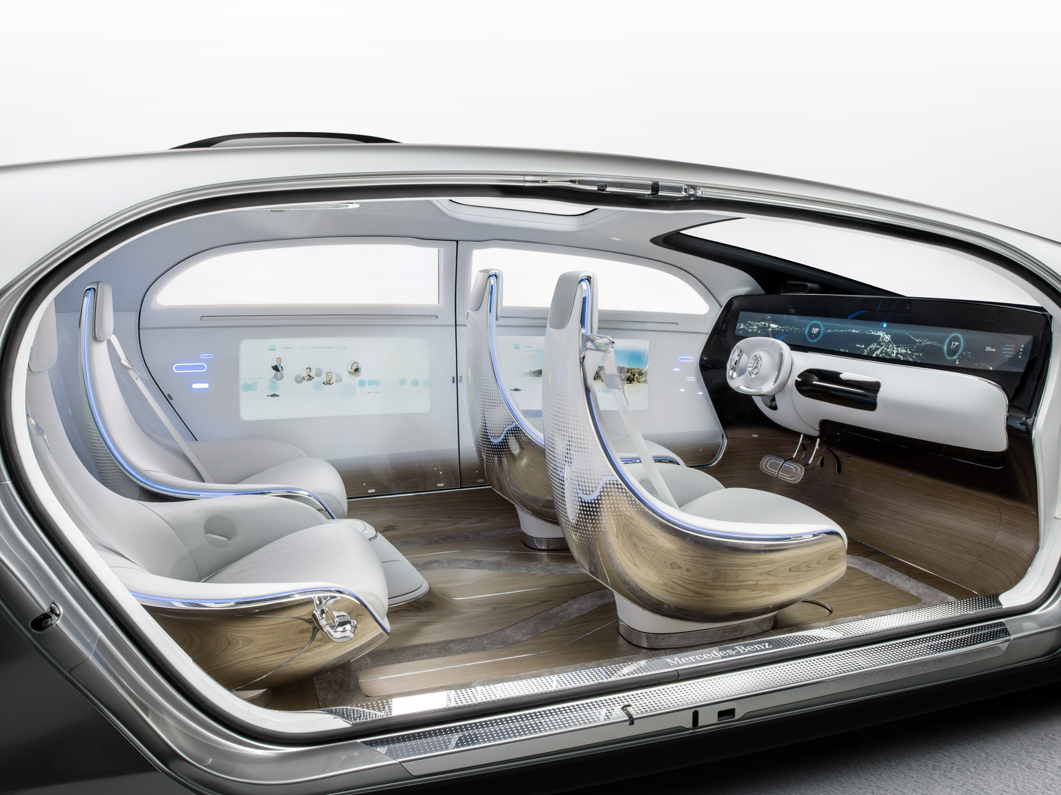 2015 Mercedes-Benz F 015 Luxury in Motion