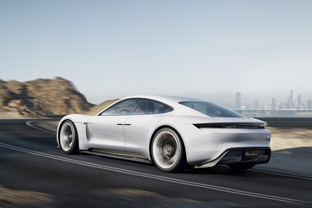 2015 Porsche Mission E