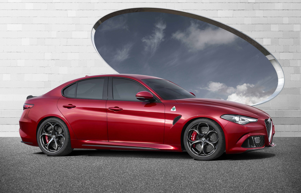 2016 Alfa Romeo Giulia Quadrifoglio