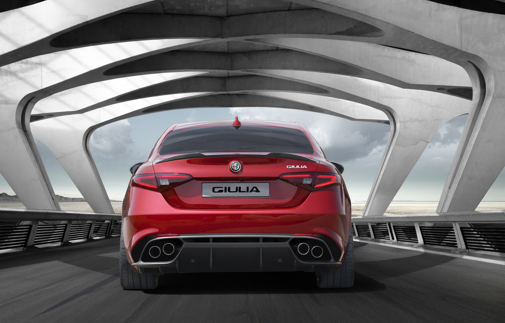 2016 Alfa Romeo Giulia Quadrifoglio