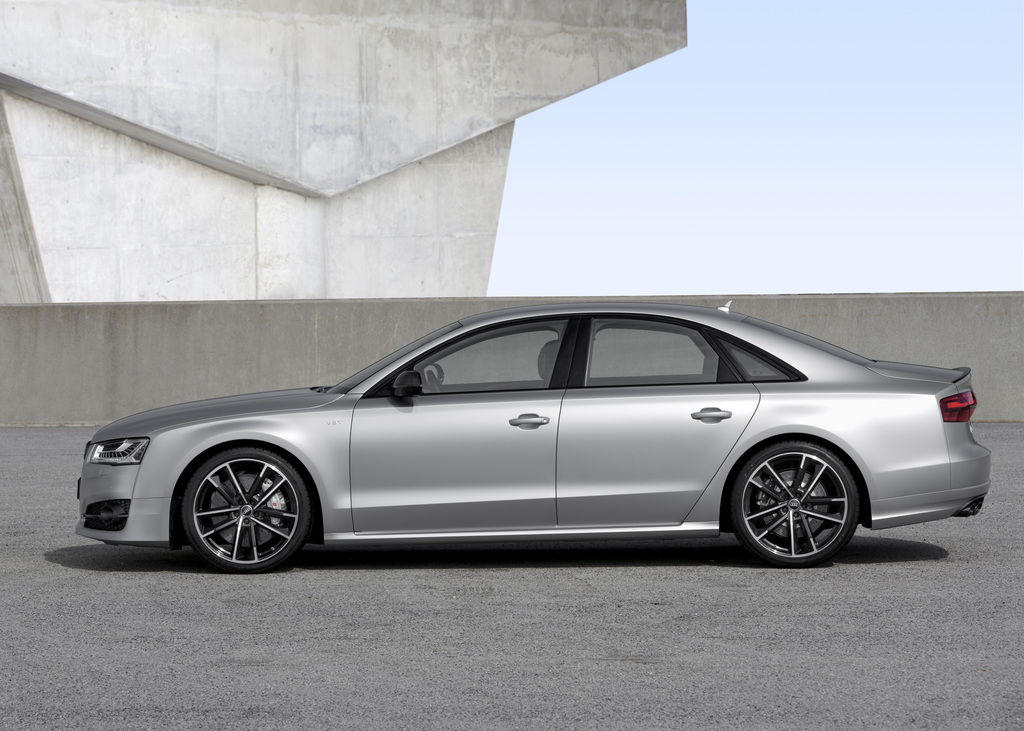 2016 Audi S8 plus