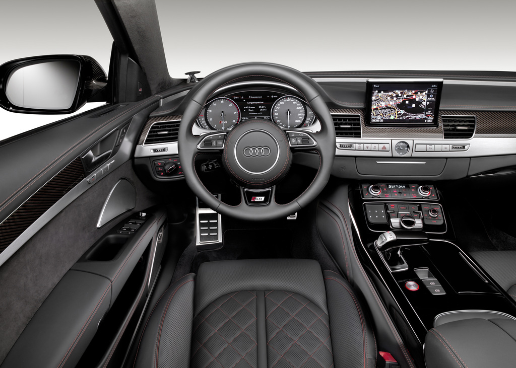 2016 Audi S8 plus