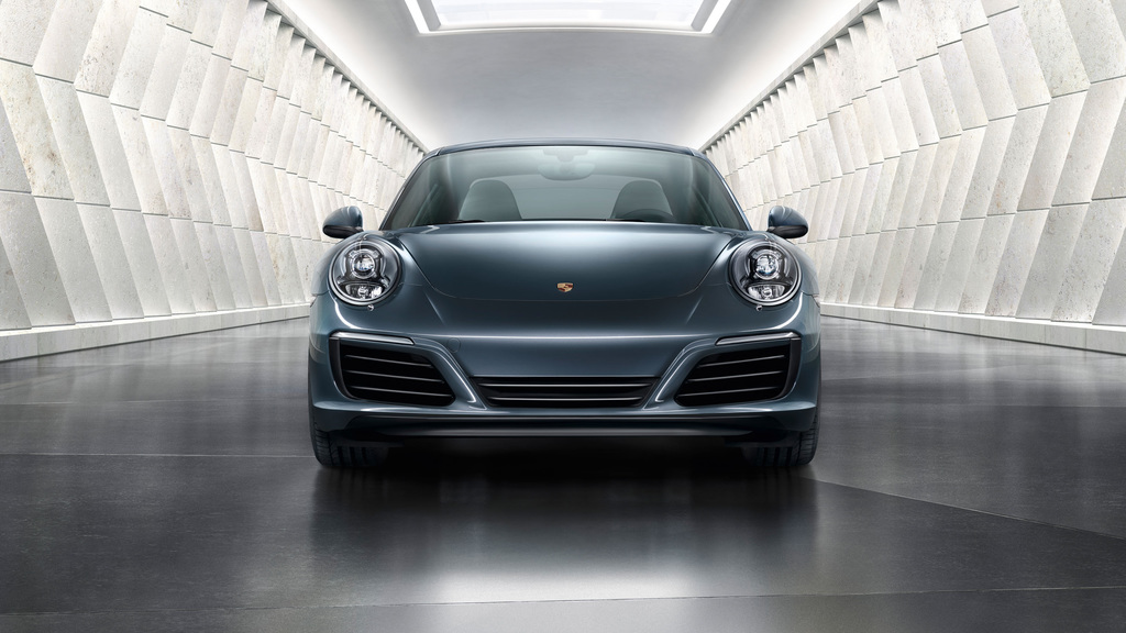 2016 Porsche 911 Carrera