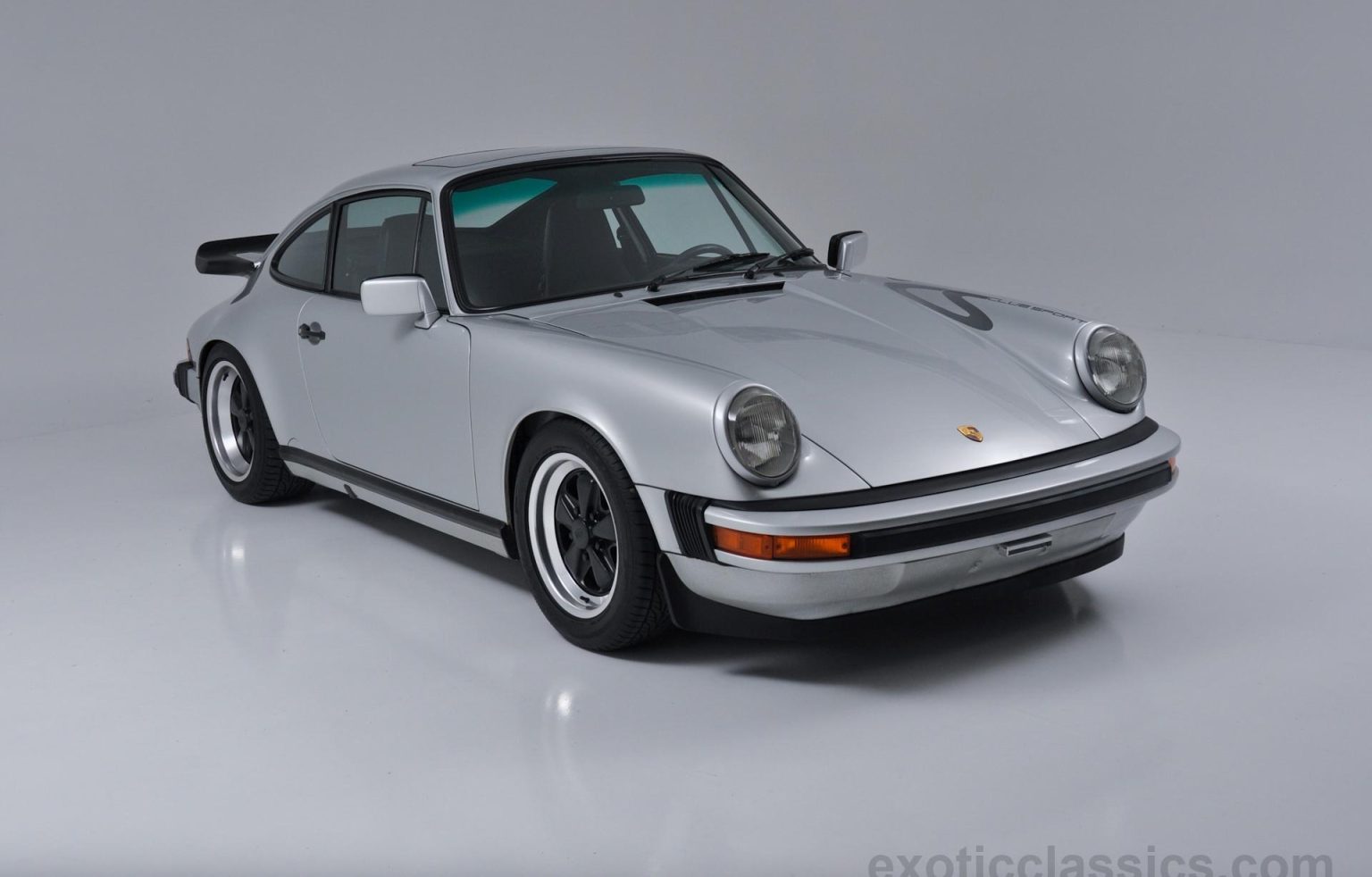 PORSCHE 911 CLUBSPORT 1984 (rouge