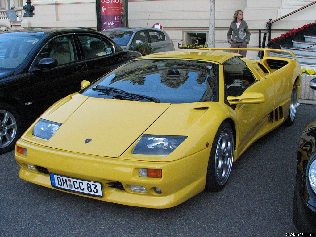 1999 Lamborghini Diablo VT Roadster Gallery