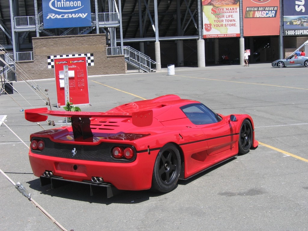 1996 Ferrari F50 GT Gallery